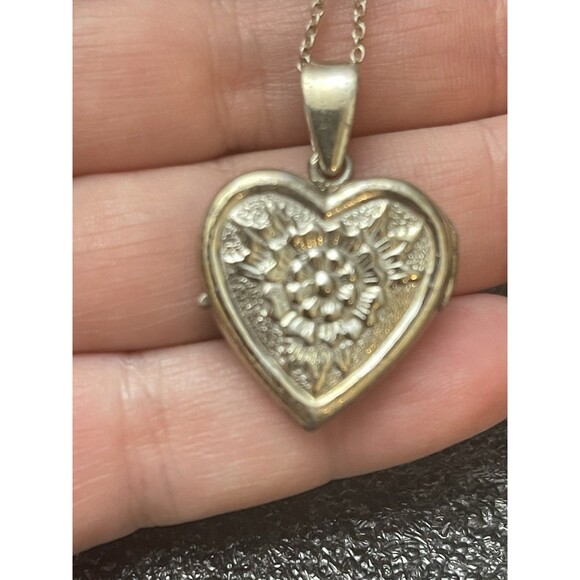 Baroni 925 Sterling Silver Heart Locket Necklace Floral 7.82g 16" Chain - Picture 7 of 12